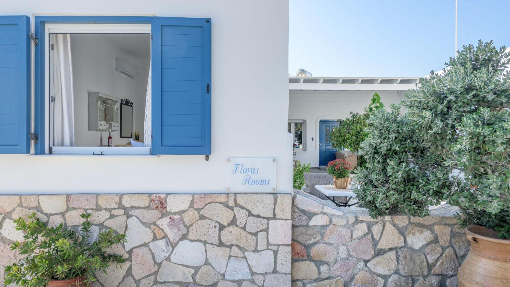 Floras Rooms Pollonia Exterior photo